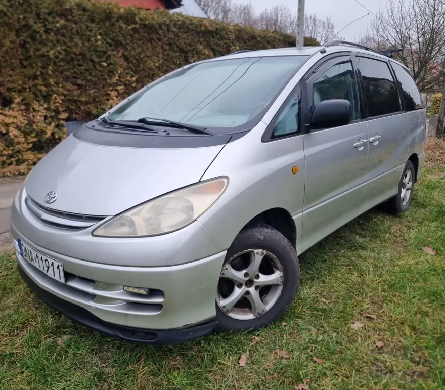 Skup Toyota Previa — skupiony egzemplarz, odbiór lawetą w cenie
