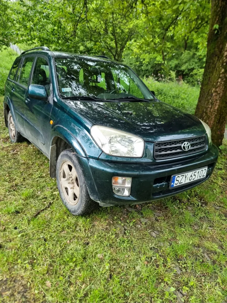Skup Toyota RAV4 — skupiony egzemplarz, odbiór spod domu właściciela